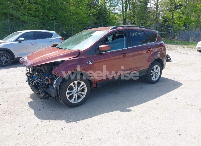 Photo 2 of 2018 Ford Escape SE (VIN 1FMCU9GD4JUC16065)