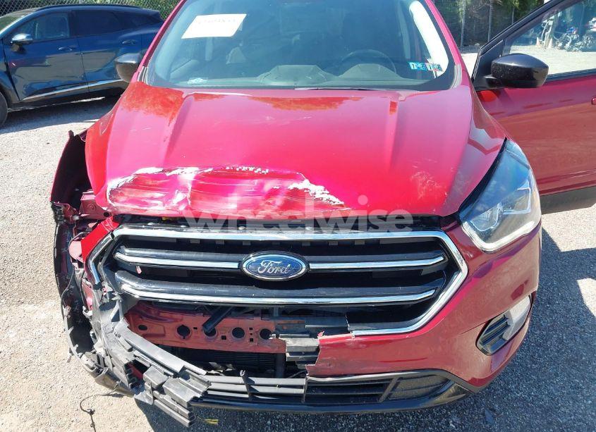 Photo 10 of 2018 Ford Escape SE (VIN 1FMCU9GD4JUC16552)