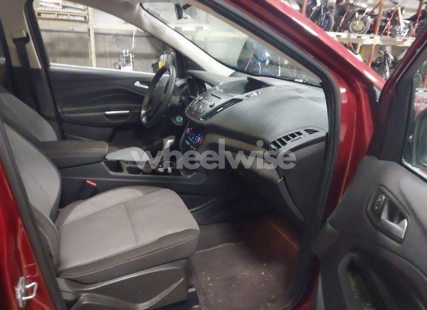 Photo 5 of 2018 Ford Escape SE (VIN 1FMCU9GD4JUC47204)