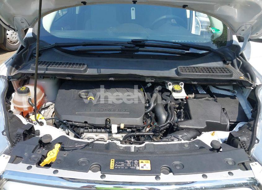 Photo 10 of 2018 Ford Escape SE (VIN 1FMCU9GD4JUC61958)