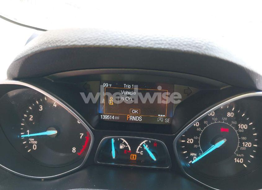 Photo 15 of 2018 Ford Escape SE (VIN 1FMCU9GD4JUC61958)