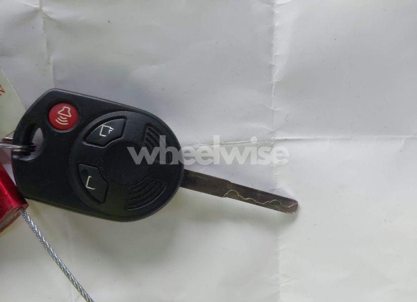 Photo 11 of 2018 Ford Escape SE (VIN 1FMCU9GD4JUD12178)