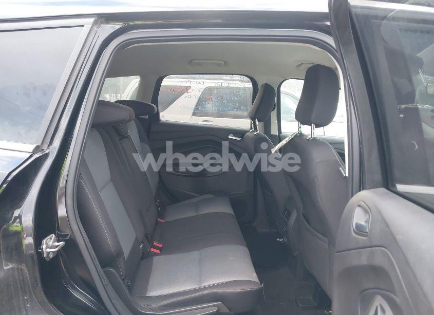 Photo 8 of 2018 Ford Escape SE (VIN 1FMCU9GD4JUD12178)