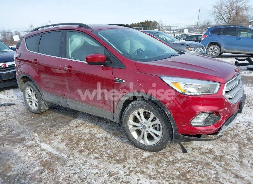 2018 Ford Escape SE (VIN 1FMCU9GD4JUD53801) main photo