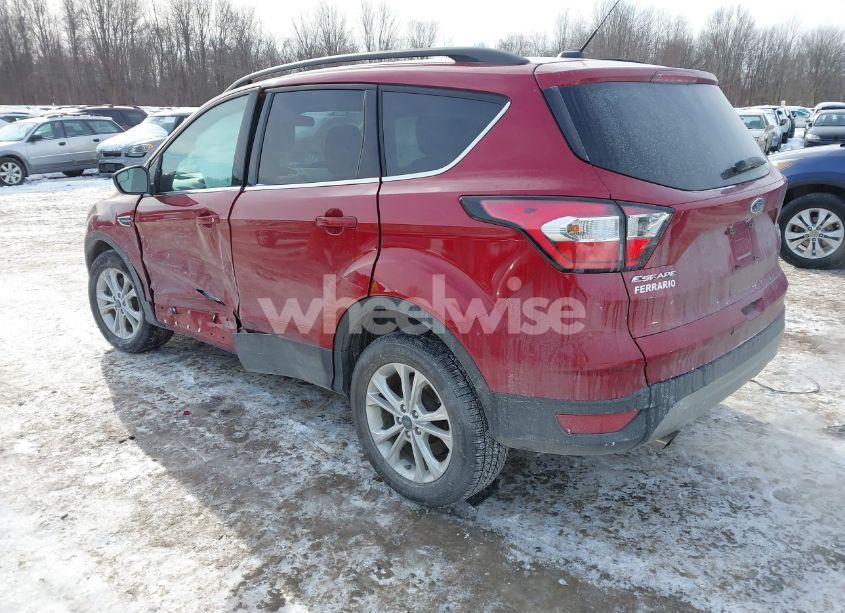 Photo 3 of 2018 Ford Escape SE (VIN 1FMCU9GD4JUD53801)