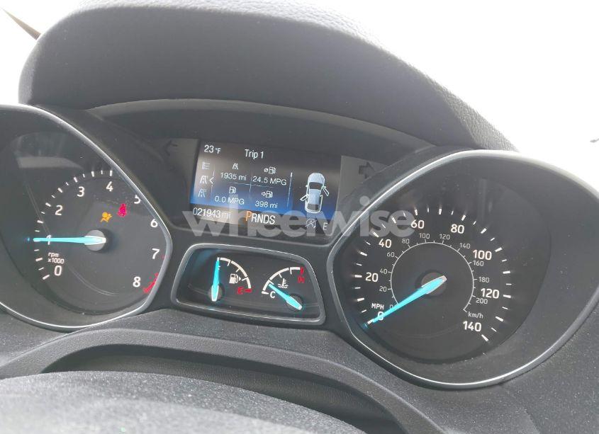 Photo 7 of 2018 Ford Escape SE (VIN 1FMCU9GD4JUD53801)