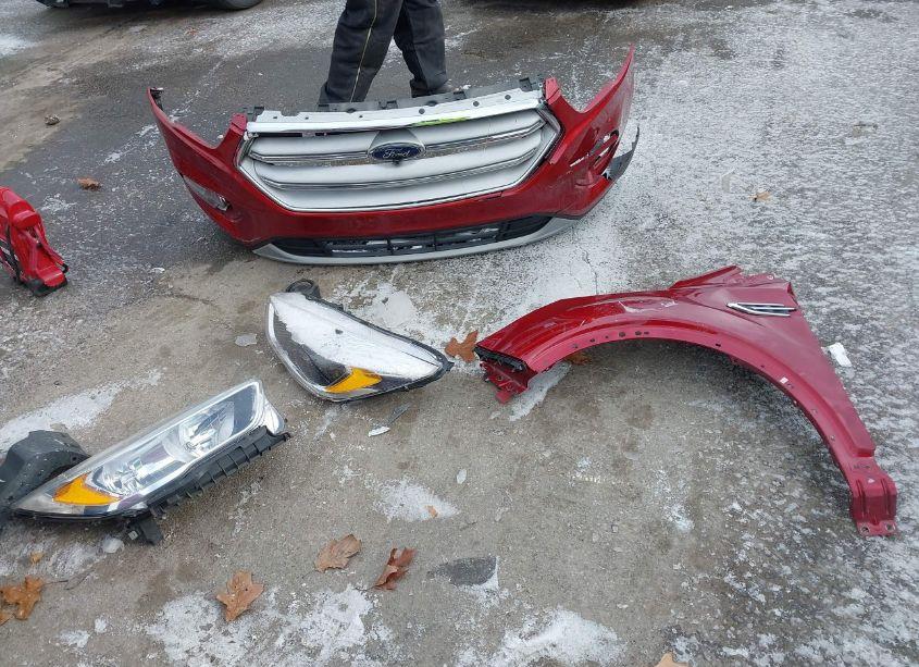 Photo 12 of 2019 Ford Escape SE (VIN 1FMCU9GD4KUA09709)