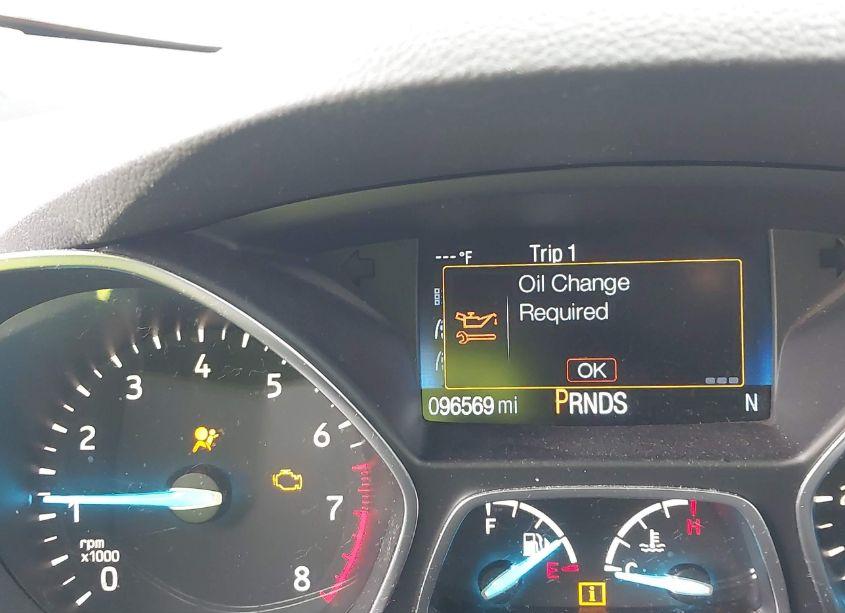 Photo 16 of 2019 Ford Escape SE (VIN 1FMCU9GD4KUA09709)