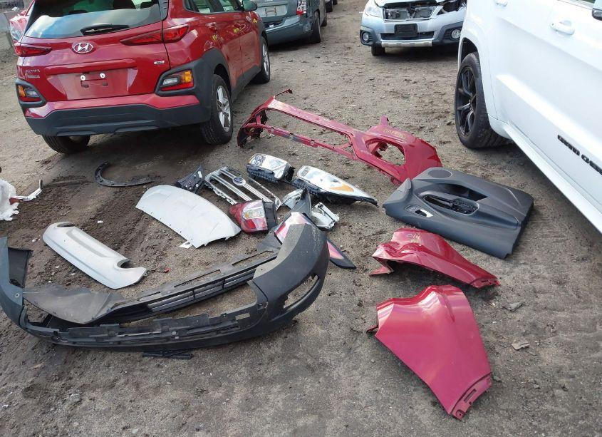 Photo 12 of 2019 Ford Escape SE (VIN 1FMCU9GD4KUA48610)