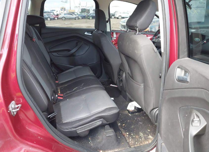 Photo 8 of 2019 Ford Escape SE (VIN 1FMCU9GD4KUA48610)