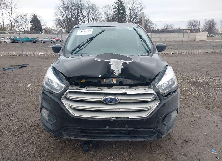 Photo 11 of 2019 Ford Escape SE (VIN 1FMCU9GD4KUA78500)