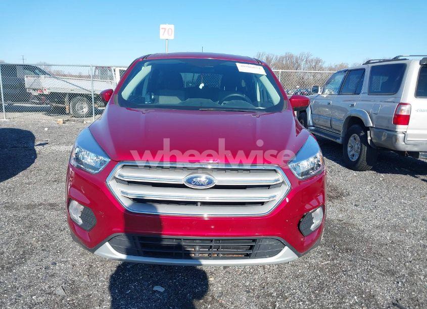 Photo 12 of 2019 Ford Escape SE (VIN 1FMCU9GD4KUB19353)