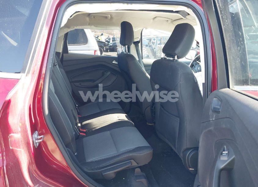 Photo 8 of 2019 Ford Escape SE (VIN 1FMCU9GD4KUB19353)