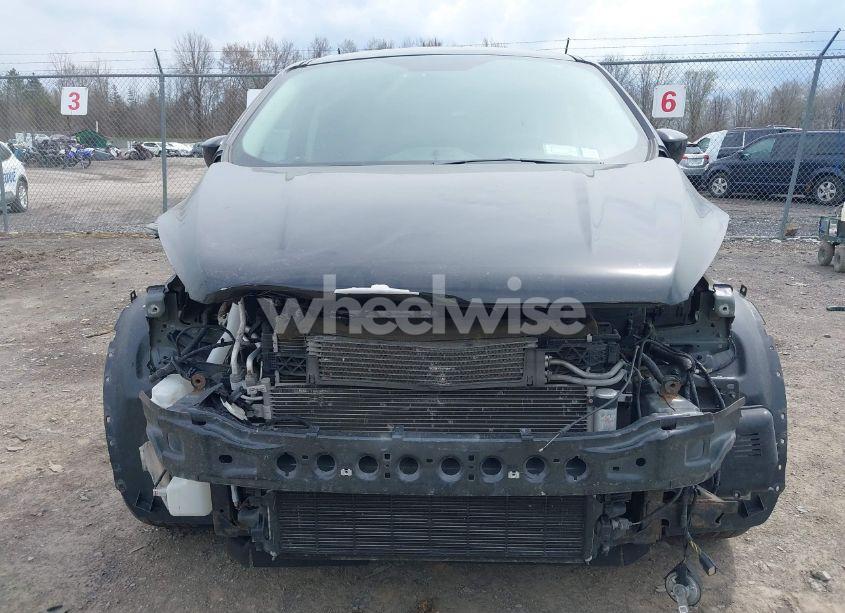 Photo 6 of 2019 Ford Escape SE (VIN 1FMCU9GD4KUB44754)