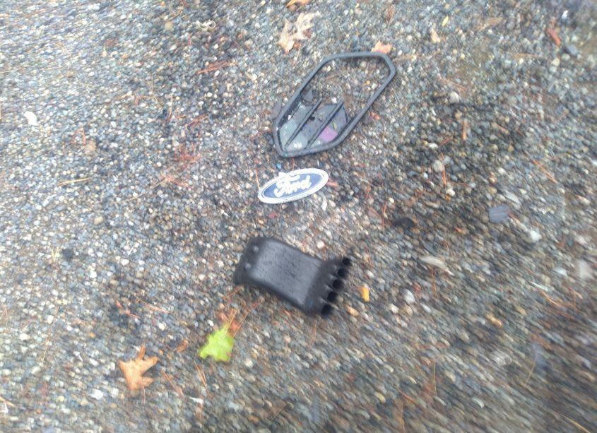 Photo 11 of 2019 Ford Escape SE (VIN 1FMCU9GD4KUC51075)