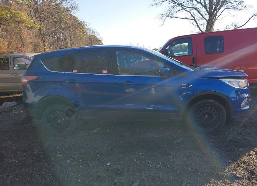 Photo 13 of 2017 Ford Escape SE (VIN 1FMCU9GD5HUA86579)