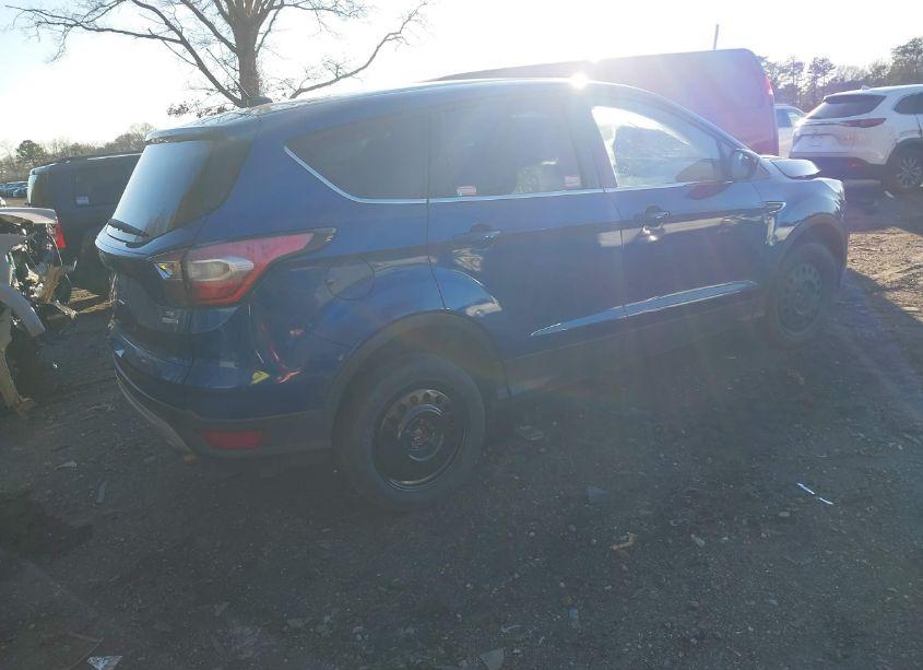 Photo 4 of 2017 Ford Escape SE (VIN 1FMCU9GD5HUA86579)