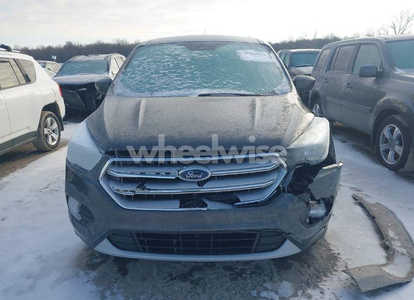 Photo 12 of 2017 Ford Escape SE (VIN 1FMCU9GD5HUB27843)