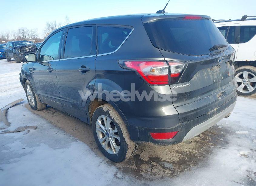 Photo 14 of 2017 Ford Escape SE (VIN 1FMCU9GD5HUB27843)