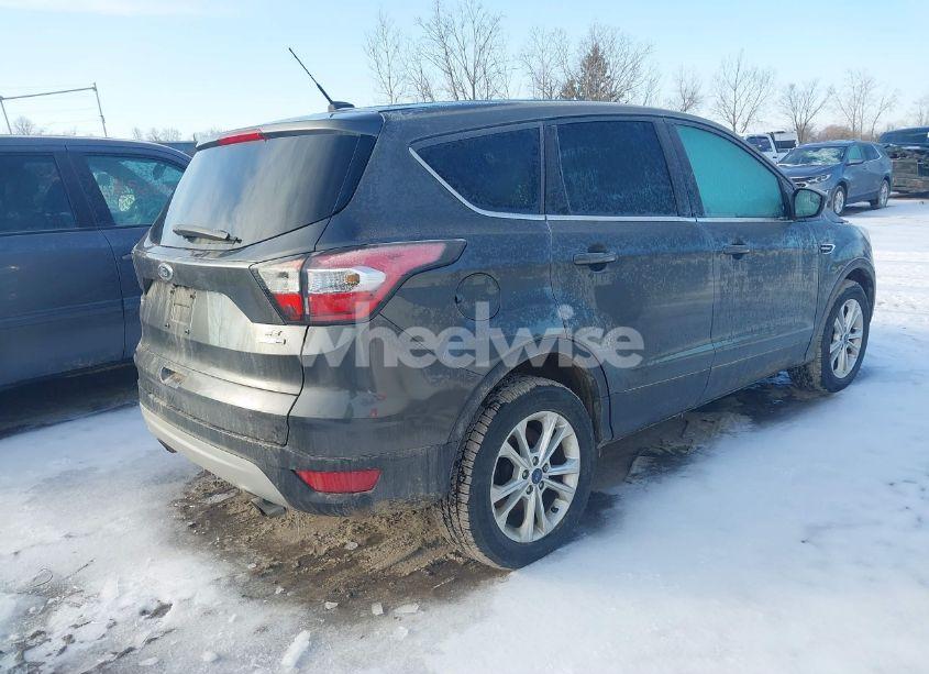Photo 4 of 2017 Ford Escape SE (VIN 1FMCU9GD5HUB27843)