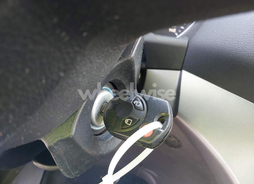 Photo 11 of 2017 Ford Escape SE (VIN 1FMCU9GD5HUC30499)