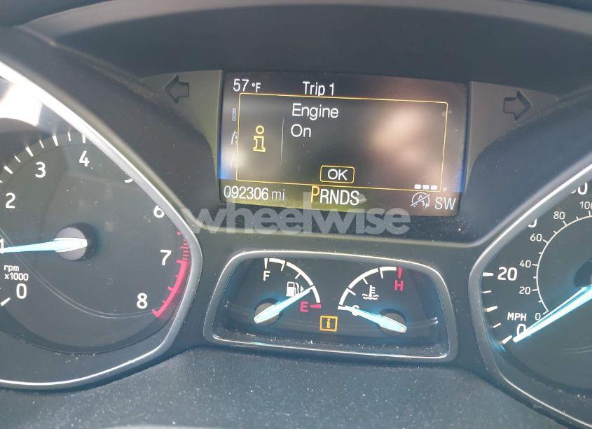 Photo 7 of 2017 Ford Escape SE (VIN 1FMCU9GD5HUC30499)