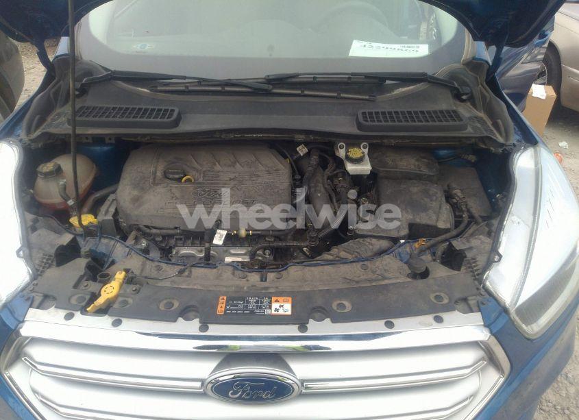 Photo 10 of 2017 Ford Escape SE (VIN 1FMCU9GD5HUC34665)