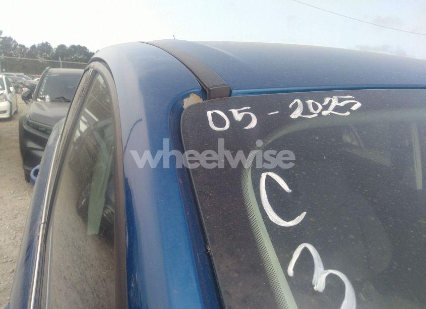 Photo 6 of 2017 Ford Escape SE (VIN 1FMCU9GD5HUC34665)