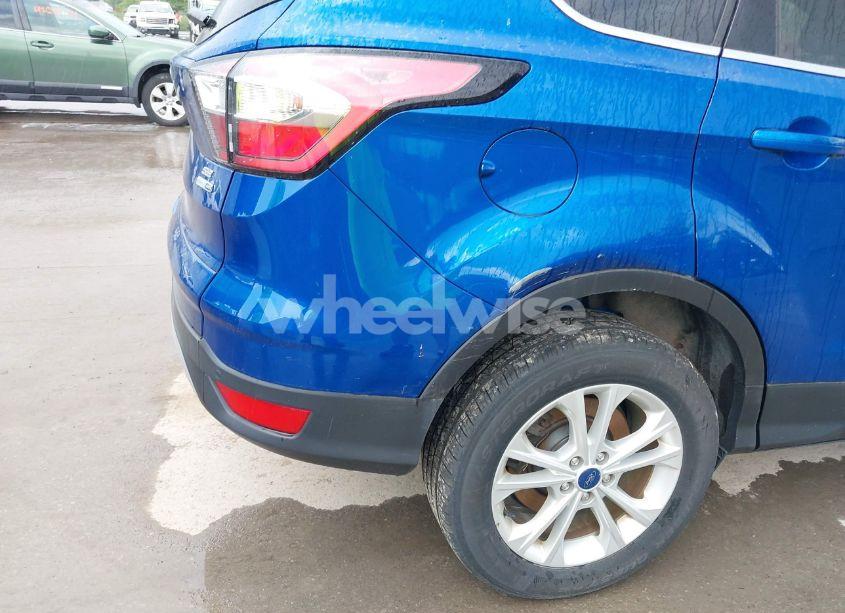 Photo 6 of 2017 Ford Escape SE (VIN 1FMCU9GD5HUC38912)