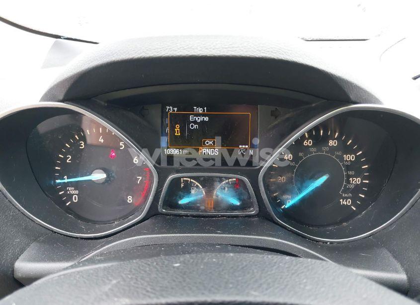 Photo 7 of 2017 Ford Escape SE (VIN 1FMCU9GD5HUC38912)