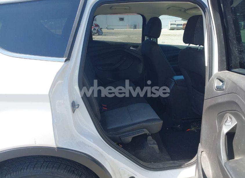 Photo 8 of 2017 Ford Escape SE (VIN 1FMCU9GD5HUC55001)