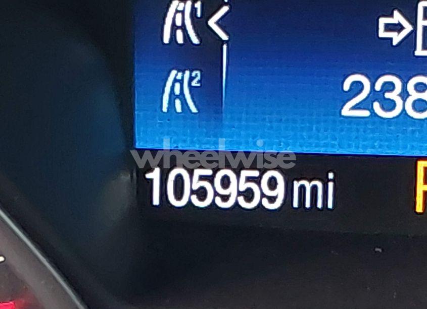 Photo 15 of 2017 Ford Escape SE (VIN 1FMCU9GD5HUC59906)