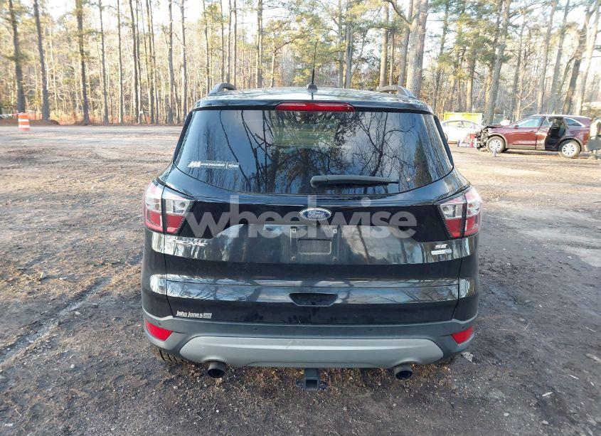 Photo 16 of 2017 Ford Escape SE (VIN 1FMCU9GD5HUC59906)