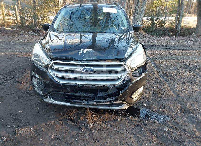 Photo 6 of 2017 Ford Escape SE (VIN 1FMCU9GD5HUC59906)