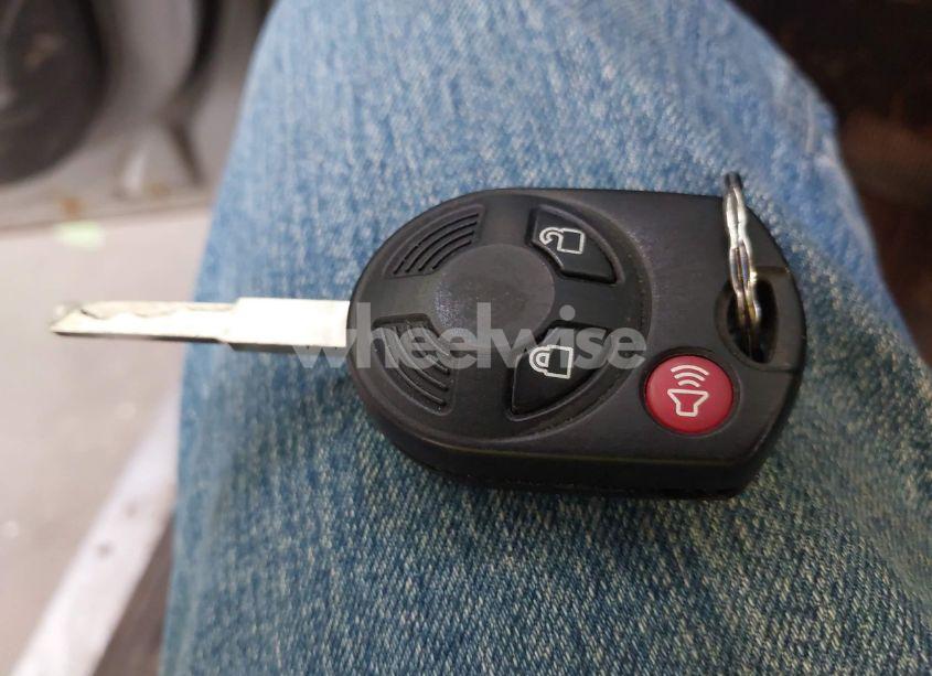 Photo 11 of 2017 Ford Escape SE (VIN 1FMCU9GD5HUD11695)