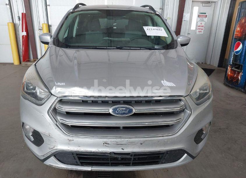 Photo 12 of 2017 Ford Escape SE (VIN 1FMCU9GD5HUD11695)