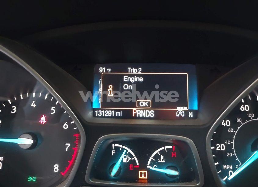 Photo 15 of 2017 Ford Escape SE (VIN 1FMCU9GD5HUD11695)