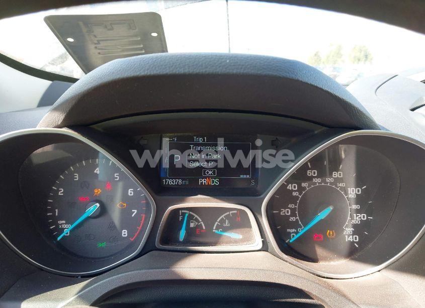 Photo 7 of 2017 Ford Escape SE (VIN 1FMCU9GD5HUD30862)