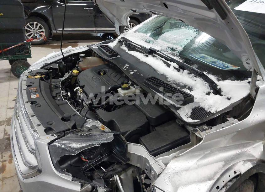 Photo 10 of 2017 Ford Escape SE (VIN 1FMCU9GD5HUD52439)