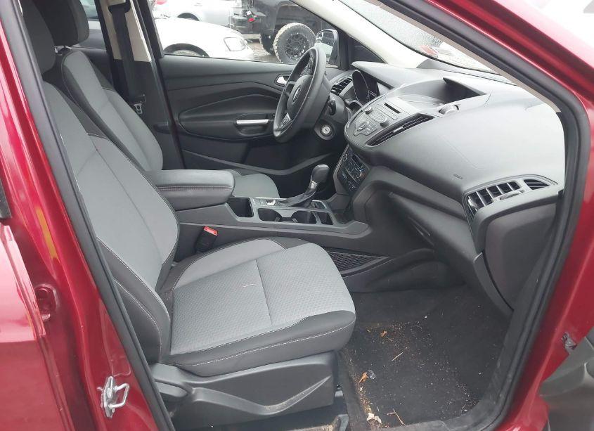 Photo 5 of 2017 Ford Escape SE (VIN 1FMCU9GD5HUD71315)