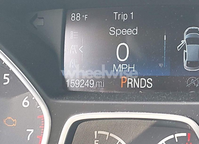 Photo 15 of 2017 Ford Escape SE (VIN 1FMCU9GD5HUE00537)