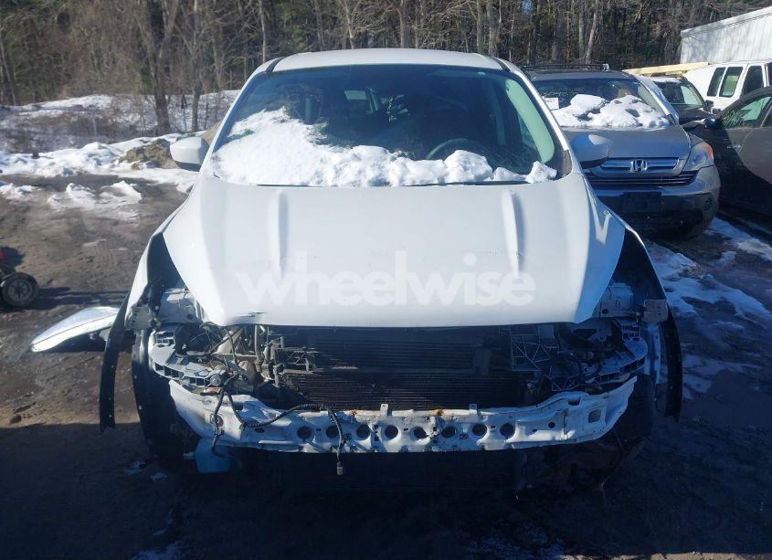 Photo 13 of 2017 Ford Escape SE (VIN 1FMCU9GD5HUE49141)