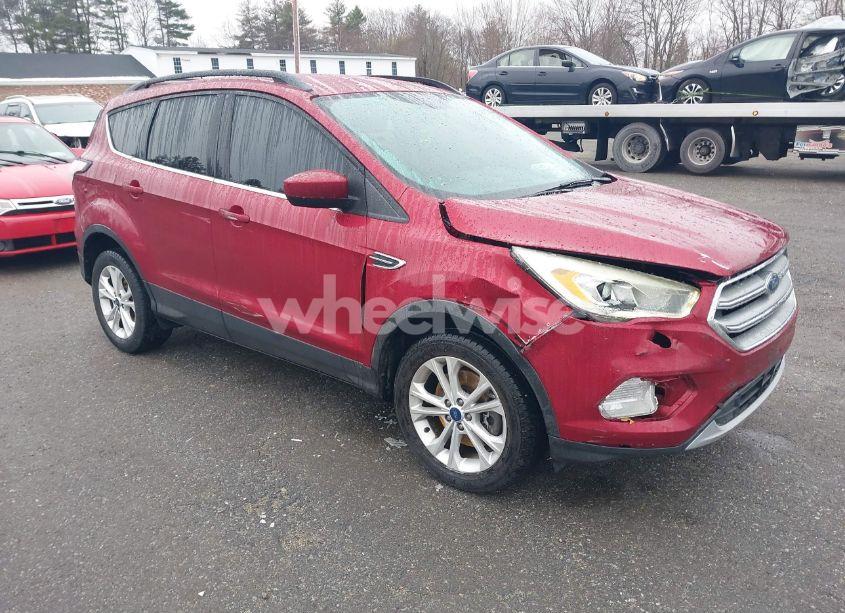 2017 Ford Escape SE (VIN 1FMCU9GD5HUE56588) main photo
