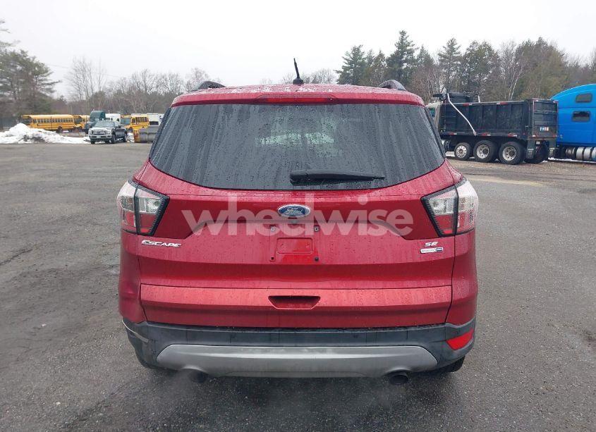 Photo 16 of 2017 Ford Escape SE (VIN 1FMCU9GD5HUE56588)
