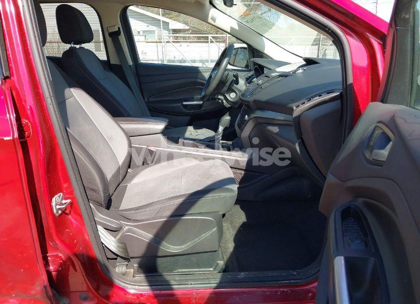 Photo 5 of 2017 Ford Escape SE (VIN 1FMCU9GD5HUE71186)