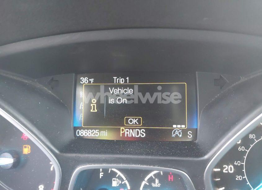 Photo 15 of 2018 Ford Escape SE (VIN 1FMCU9GD5JUA15307)