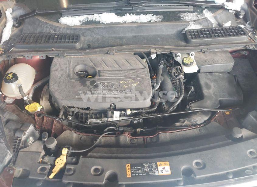 Photo 10 of 2018 Ford Escape SE (VIN 1FMCU9GD5JUA47397)