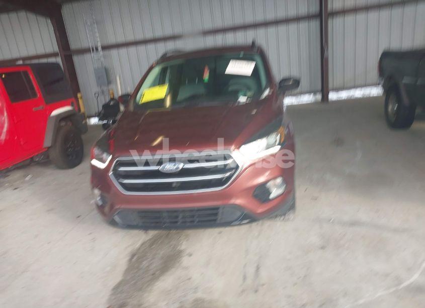 Photo 12 of 2018 Ford Escape SE (VIN 1FMCU9GD5JUA47397)