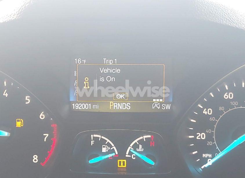 Photo 15 of 2018 Ford Escape SE (VIN 1FMCU9GD5JUA47397)