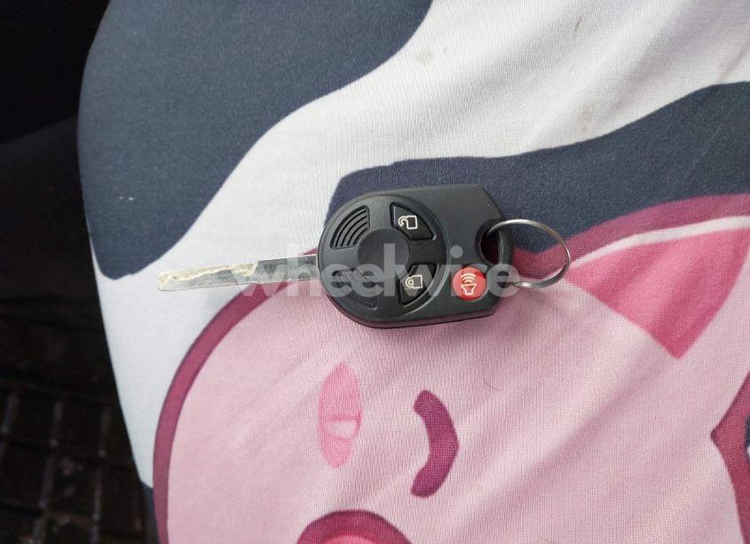 Photo 11 of 2018 Ford Escape SE (VIN 1FMCU9GD5JUA61882)